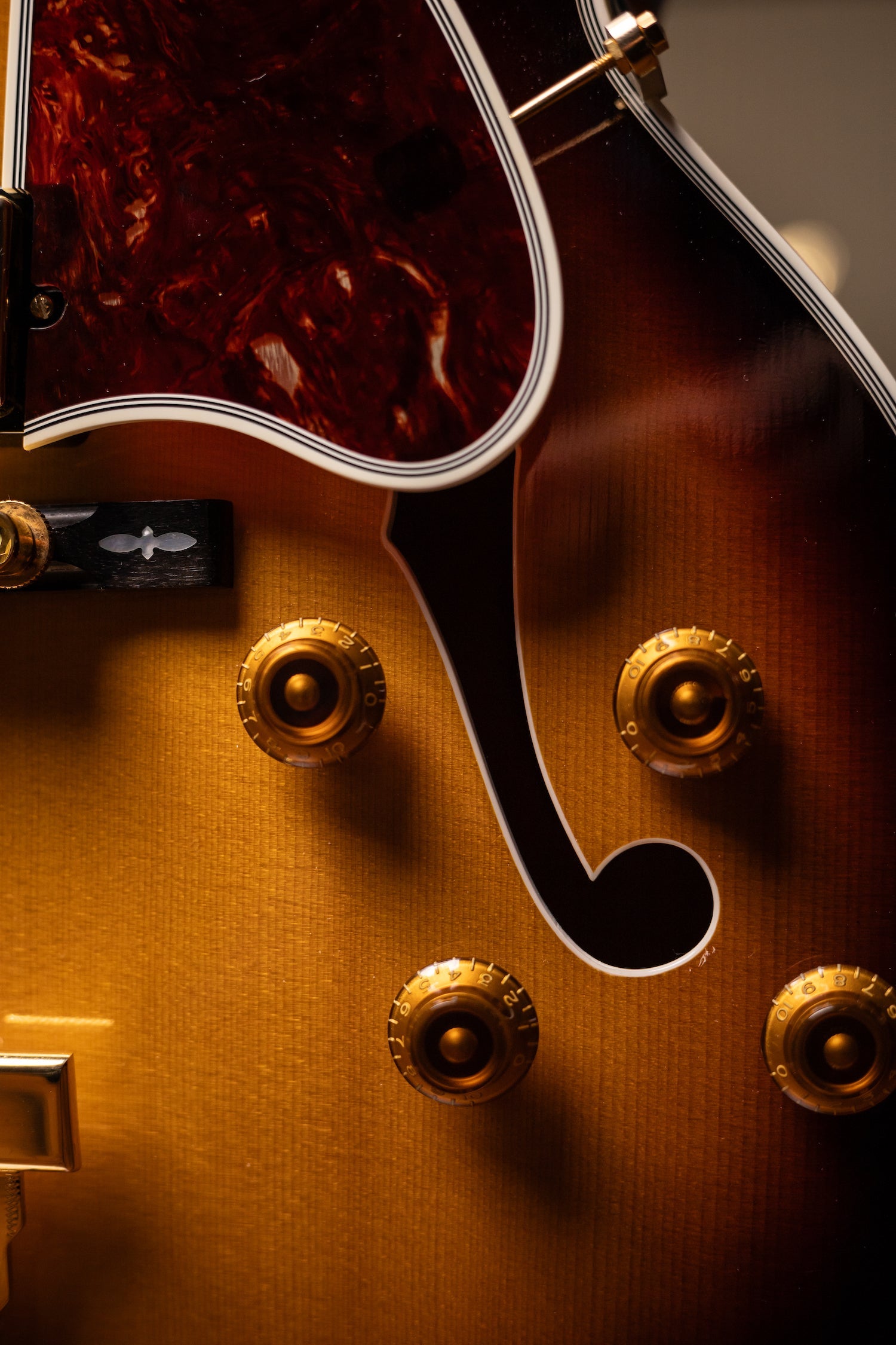 2011 Gibson L5-CES, Sunburst Electric Guitar