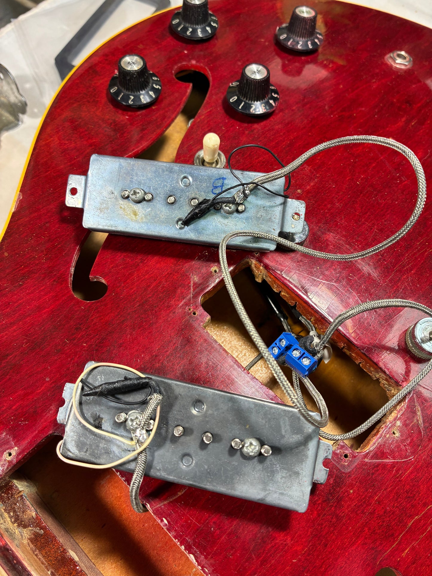 Gibson 1967 ES-330, Cherry