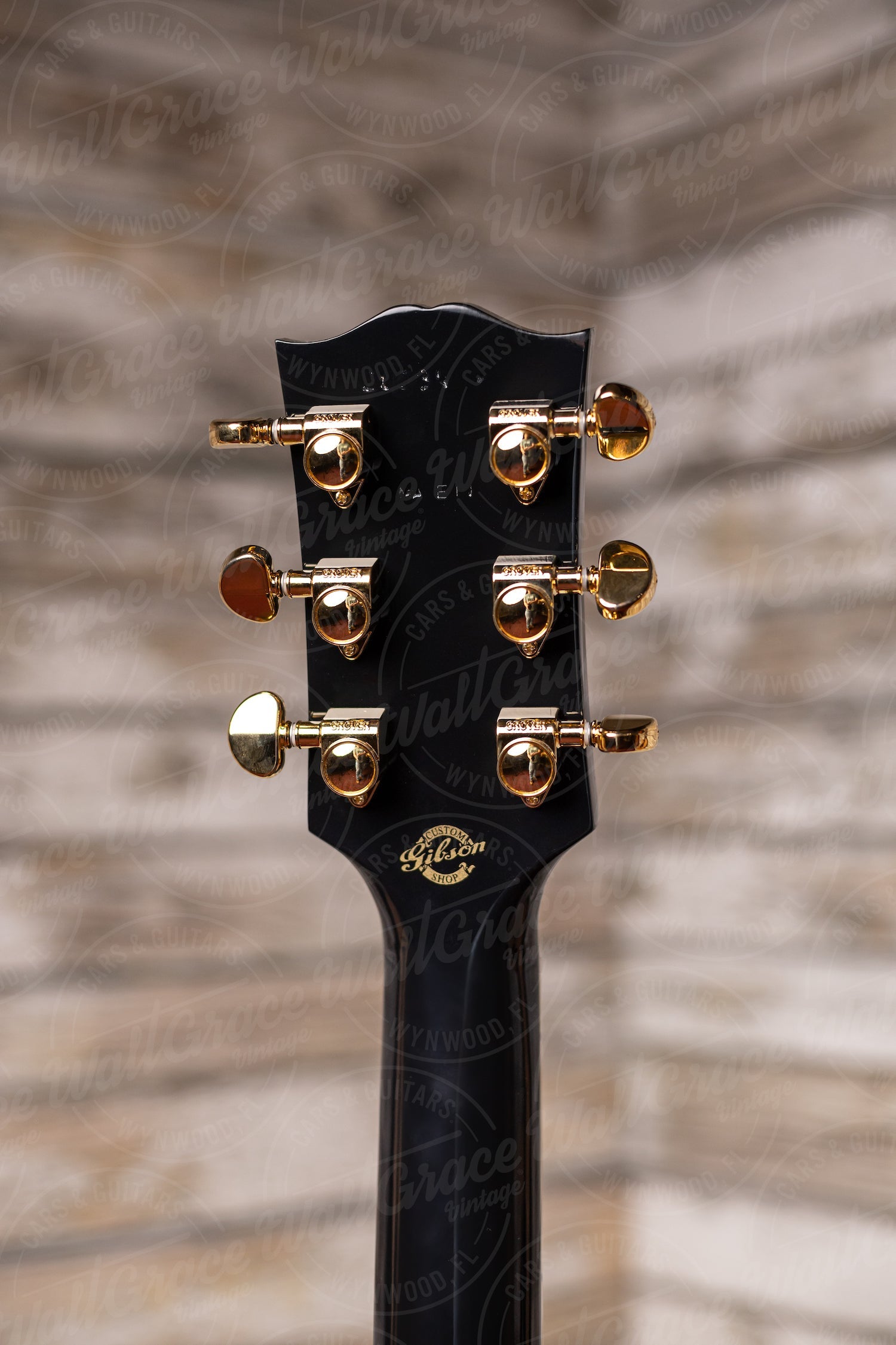 Gibson Custom Shop Hummingbird Custom Acoustic-Electric Guitar - Ebony