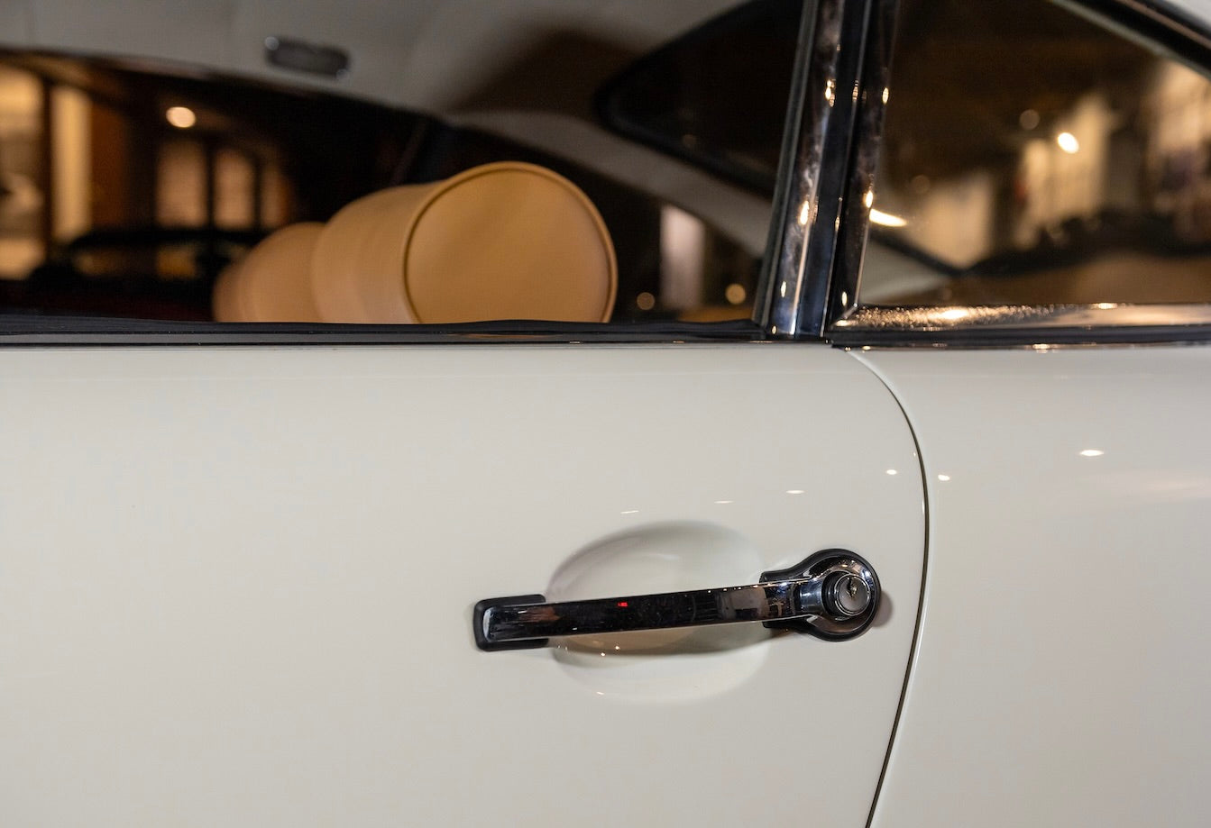 1965 Porsche 911 | Light Ivory