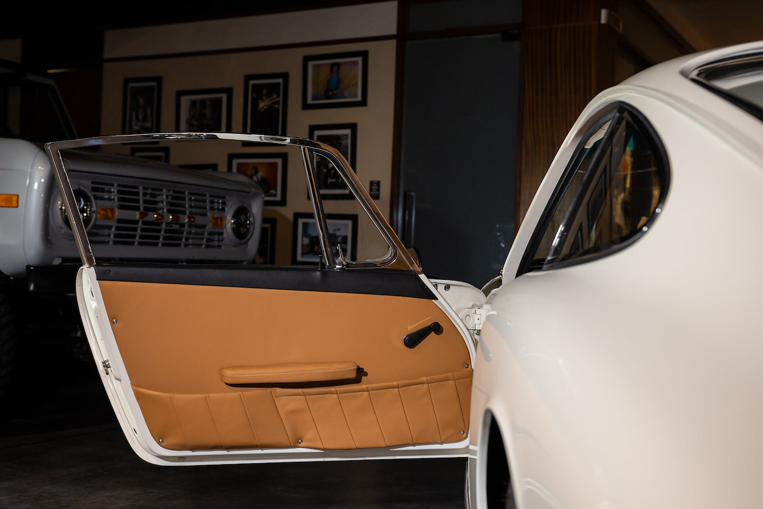 1965 Porsche 911 | Light Ivory