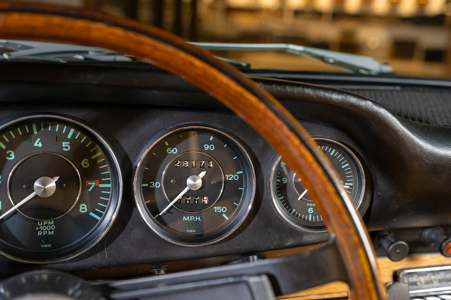 1965 Porsche 911 | Light Ivory