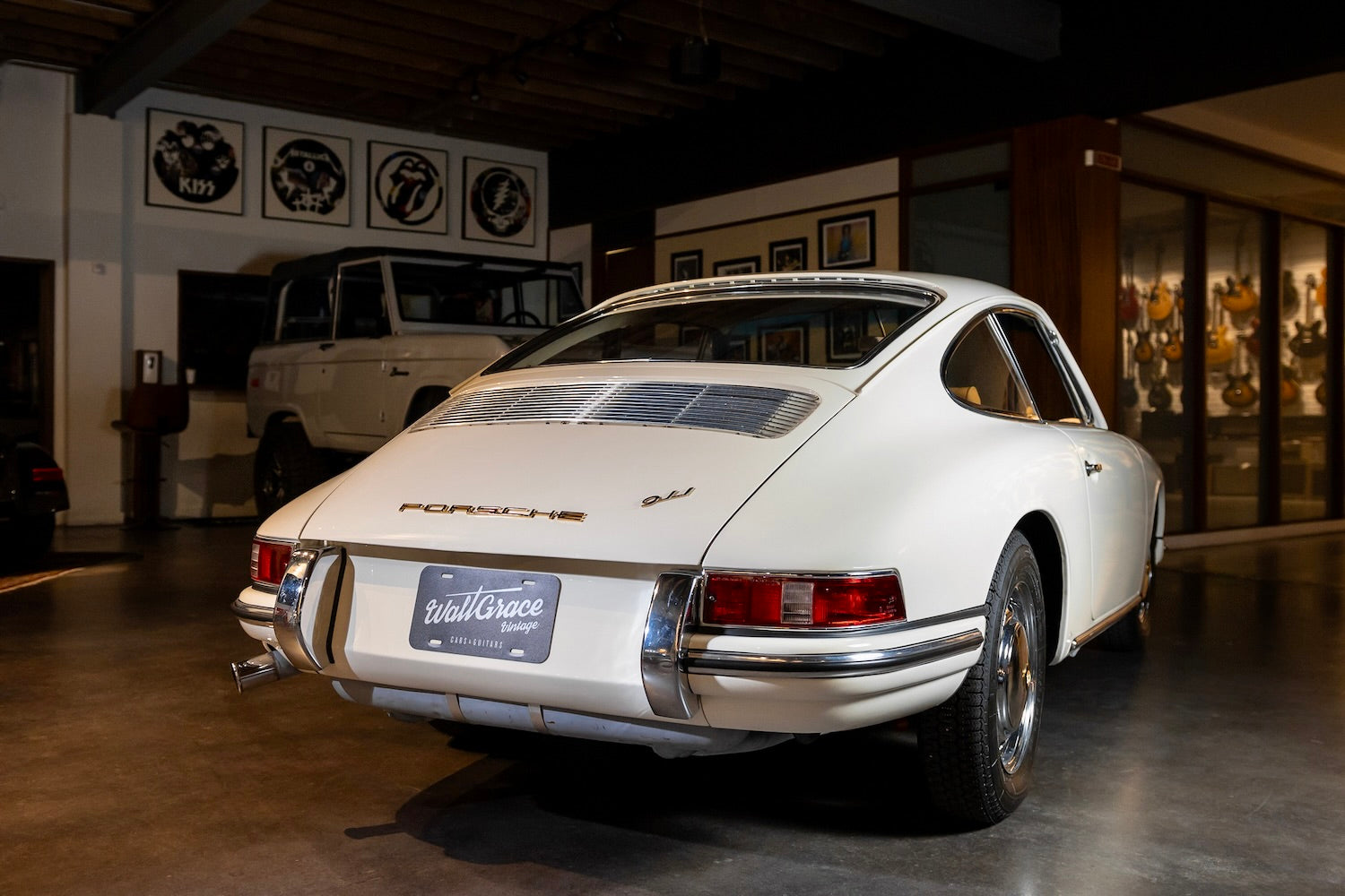 1965 Porsche 911 | Light Ivory