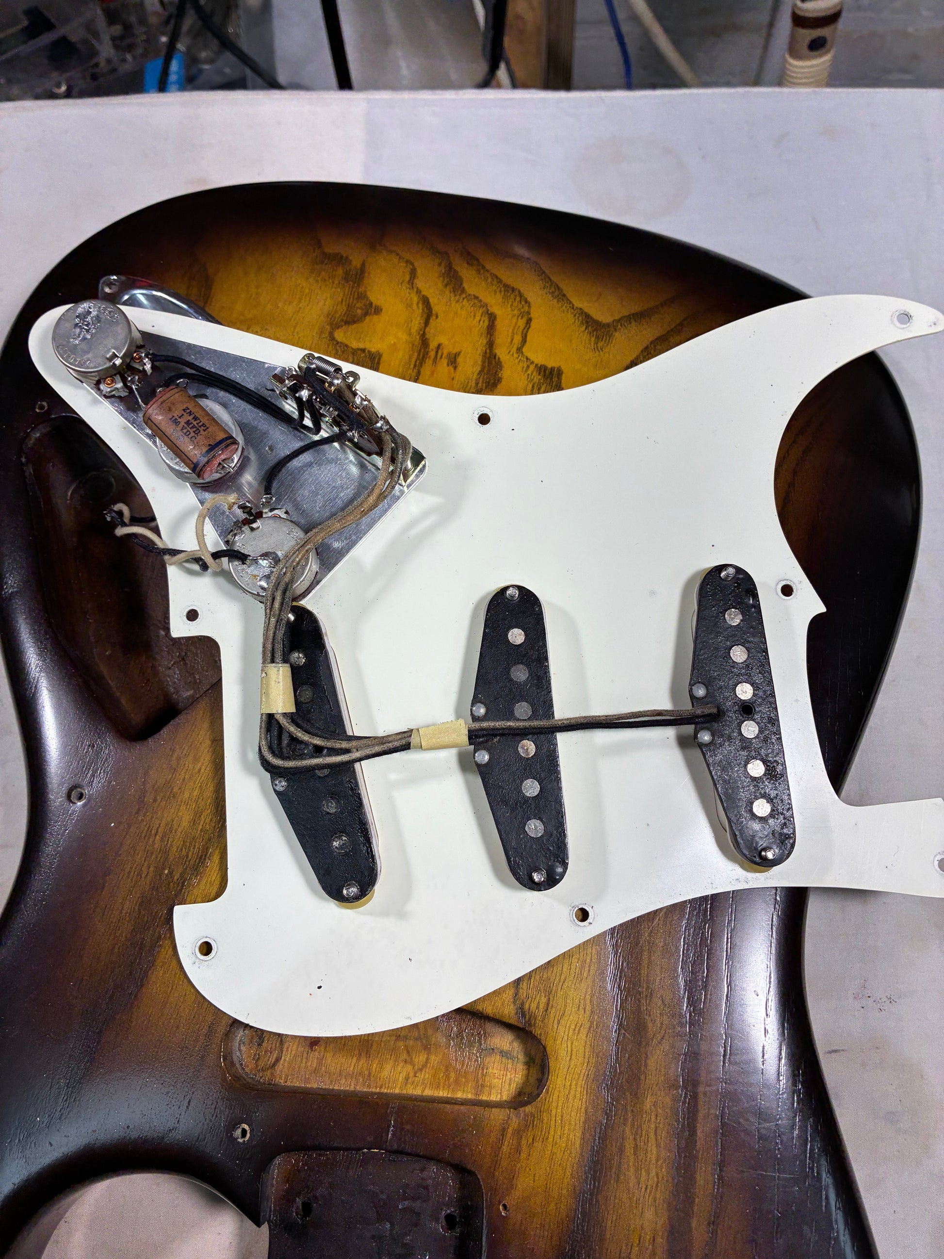 Fender 1954 Stratocaster, Sunburst