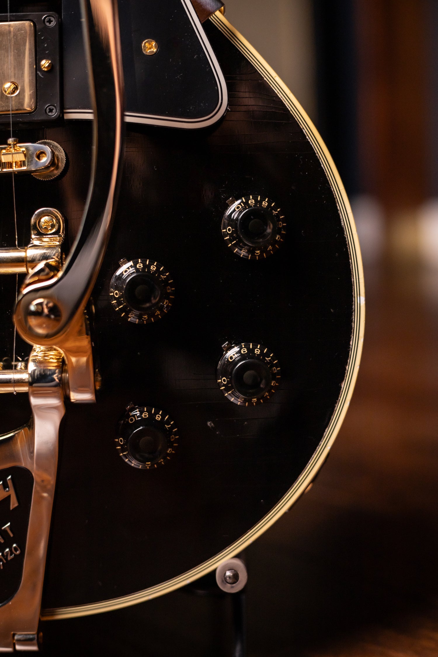 Used 2023 Gibson Custom Shop Murphy Lab 1957 Les Paul Custom Reissue 3-Pickup Bigsby Light Aged Electric Guitar - Ebony