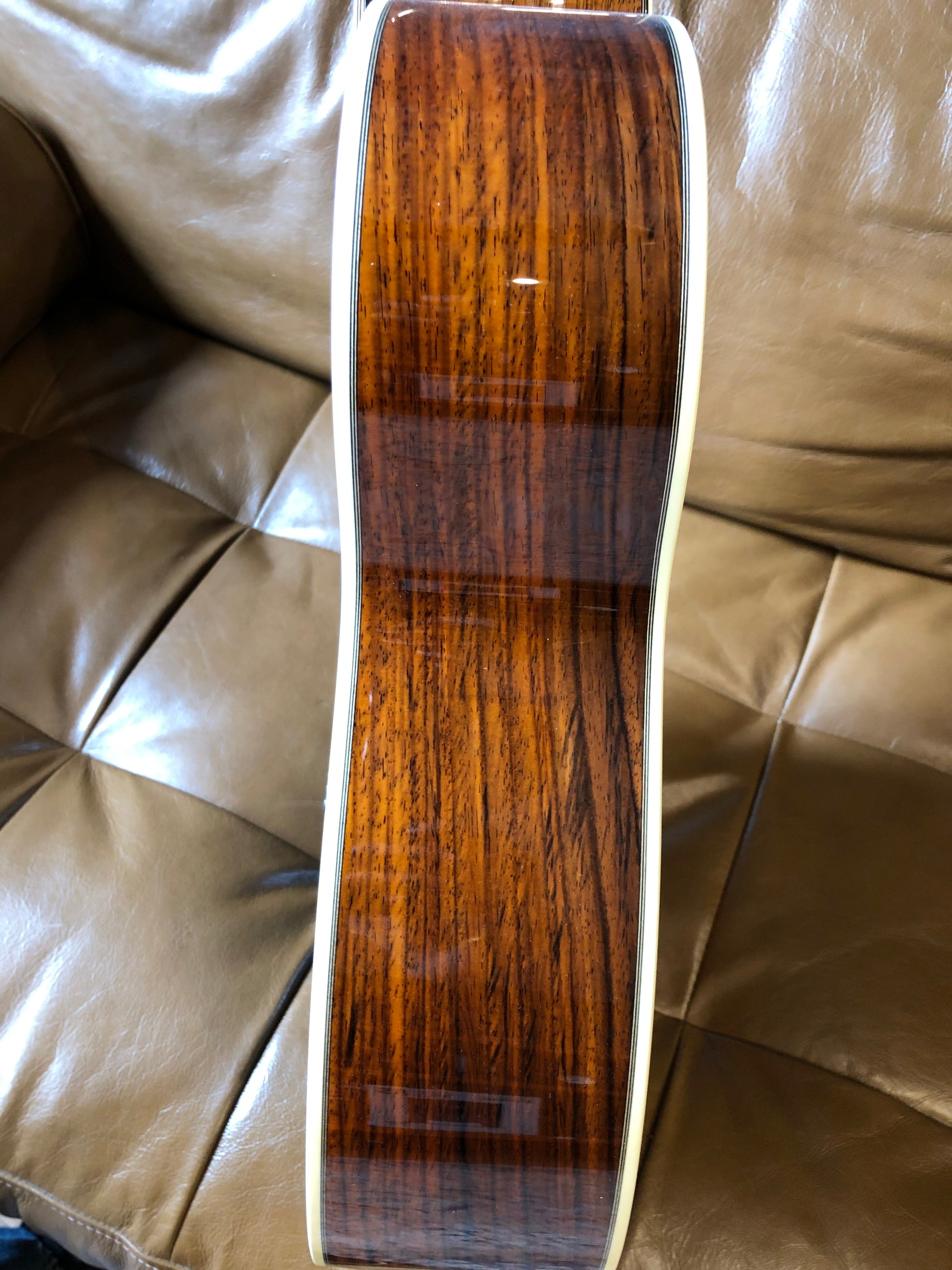 Martin Custom Shop 0-14 Cocobolo, Black Top