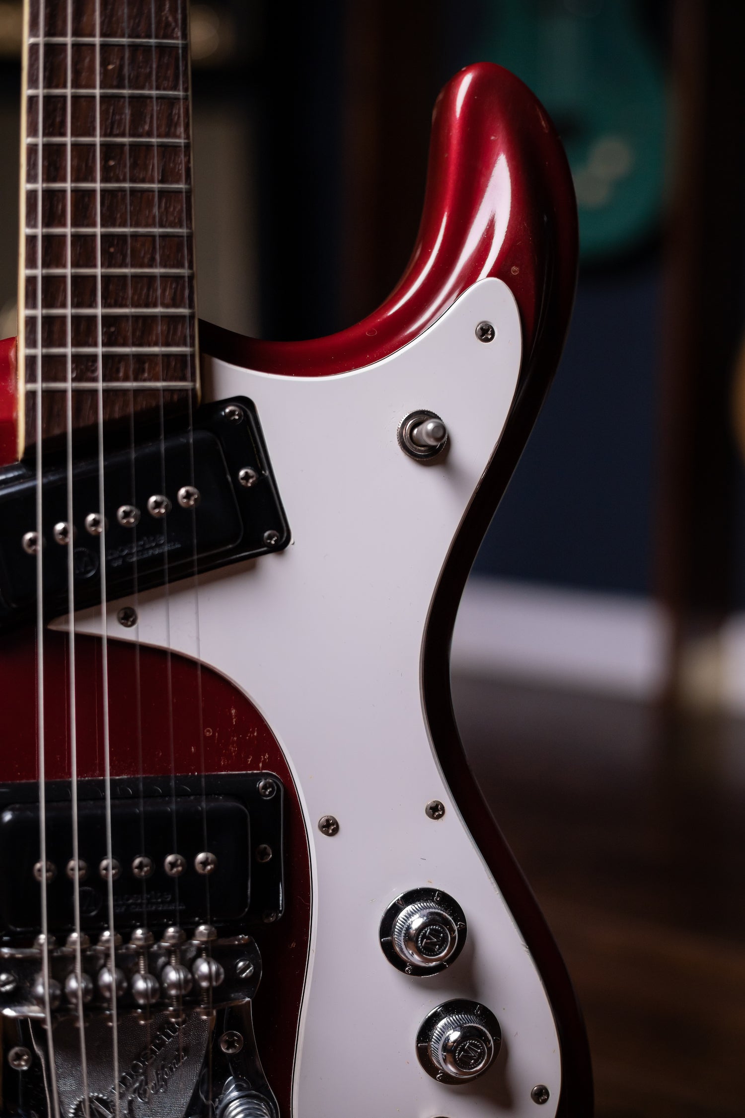 1965 Mosrite Ventures Model / Owned by Nokie Edwards Electric Gutiar - Candy Apple Red