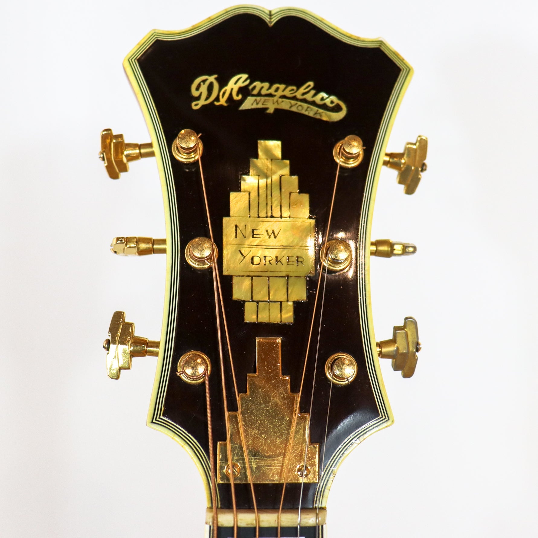 D'Angelico 1957 New Yorker Blonde 18" SN# 2039 with Hardshell Case