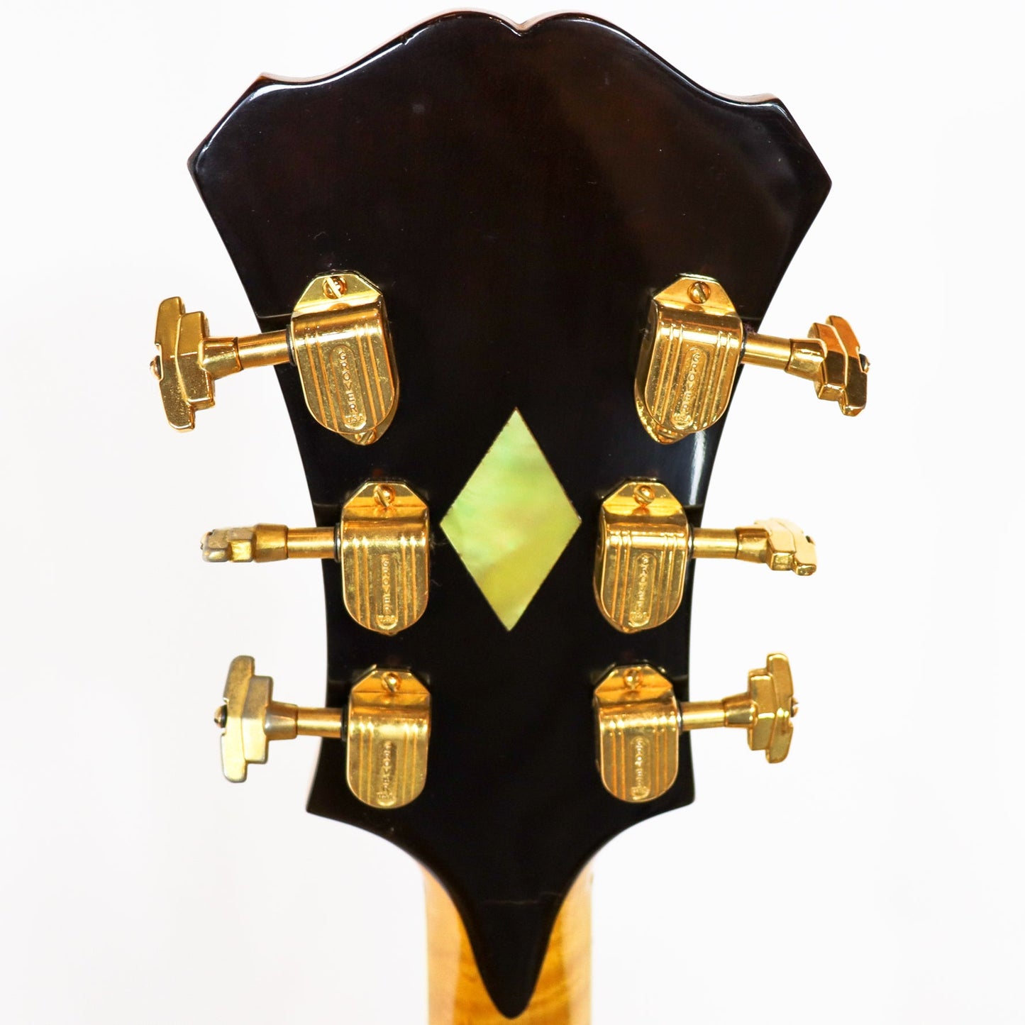 D'Angelico 1957 New Yorker Blonde 18" SN# 2039 with Hardshell Case