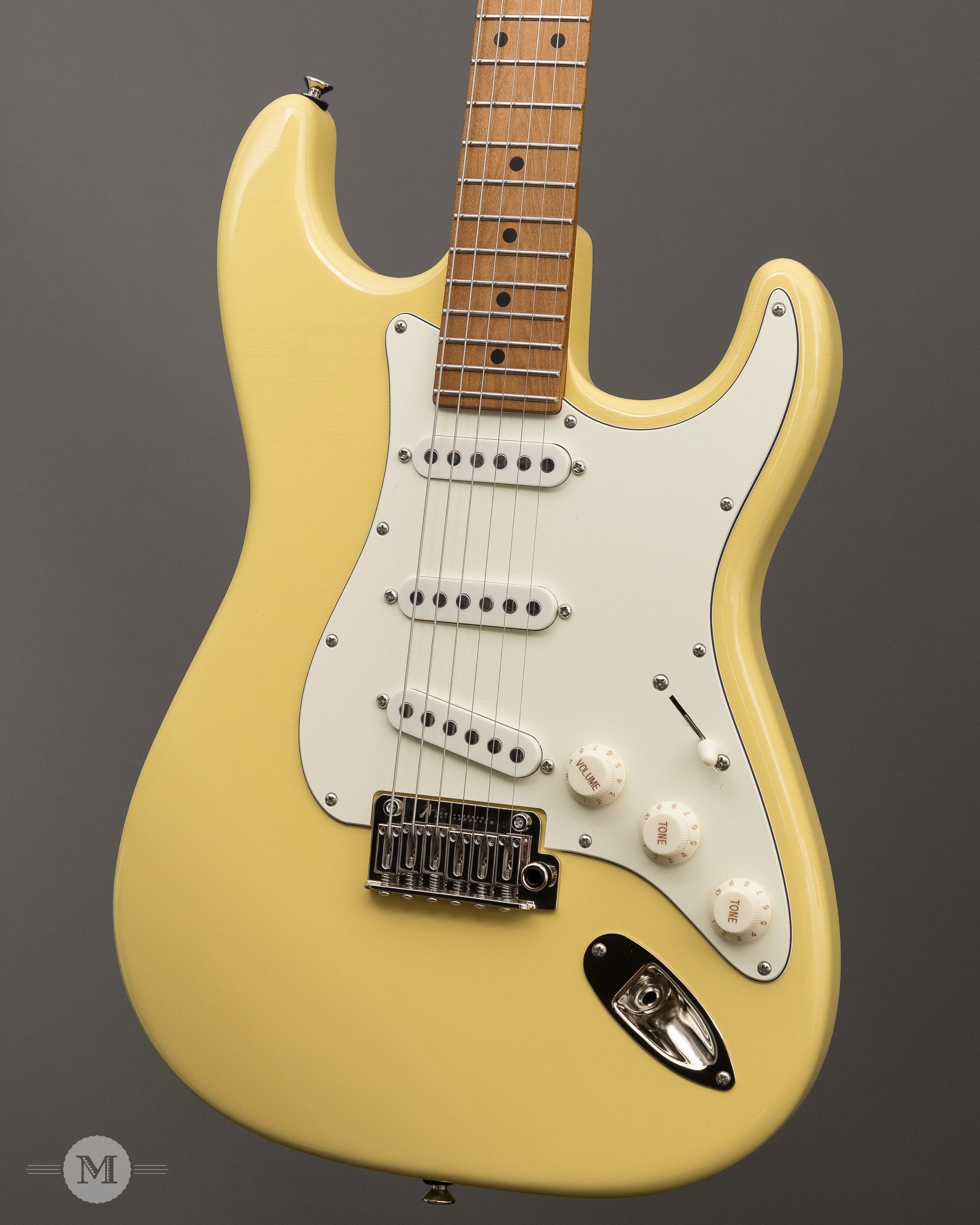Tom Anderson Electric Guitars - Icon Classic - Mellow Yellow - Distress Level 1