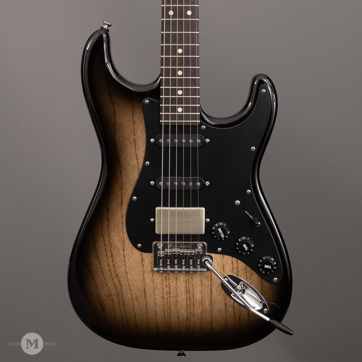 Tom Anderson Electric Guitars - Icon Classic HSS - Natural Dark Grain w Black Shaded Edge