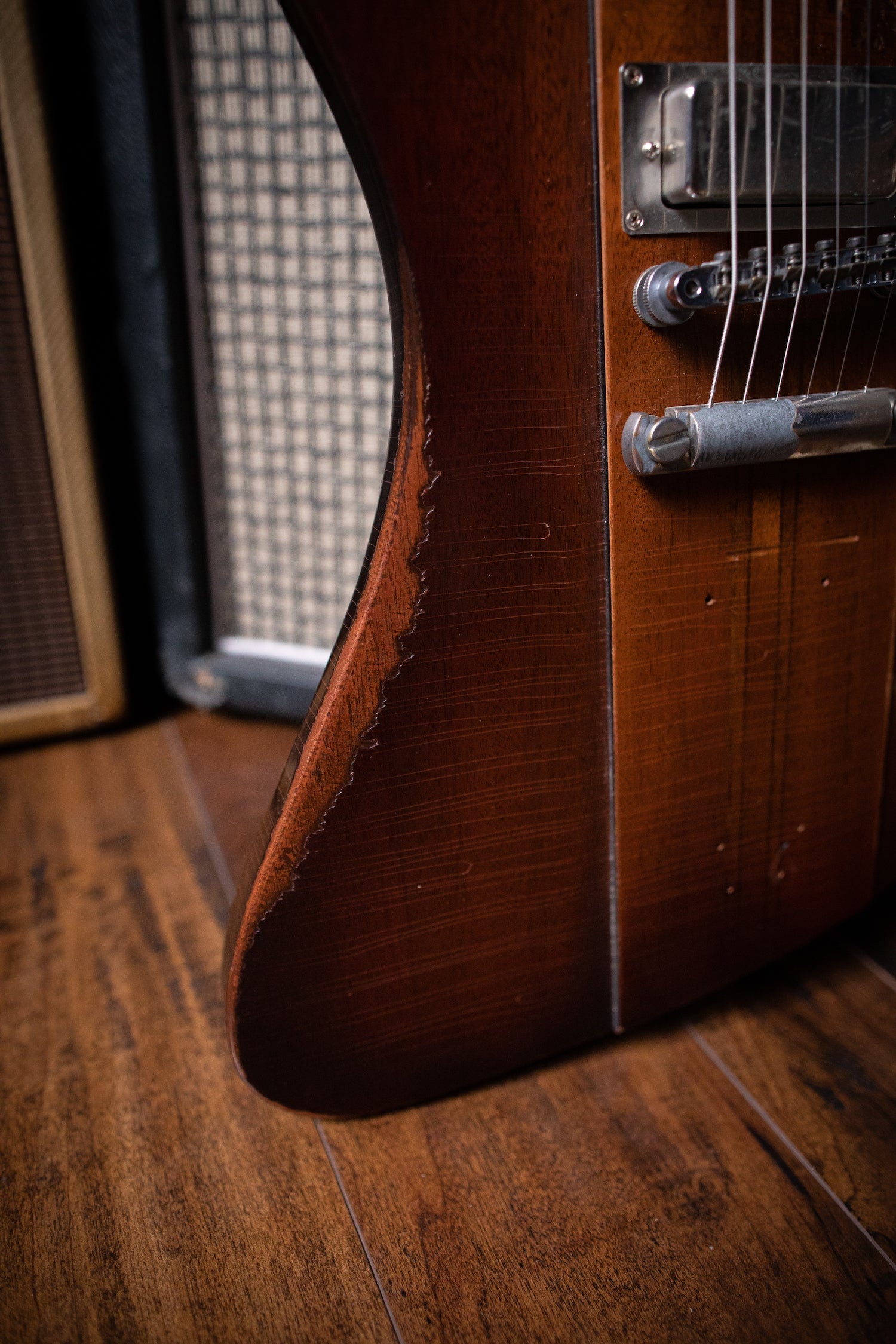 2009 Gibson Custom Shop Signature Johnny Winter '63 Firebird V Aged Electric Guitar - Vintage Sunburst