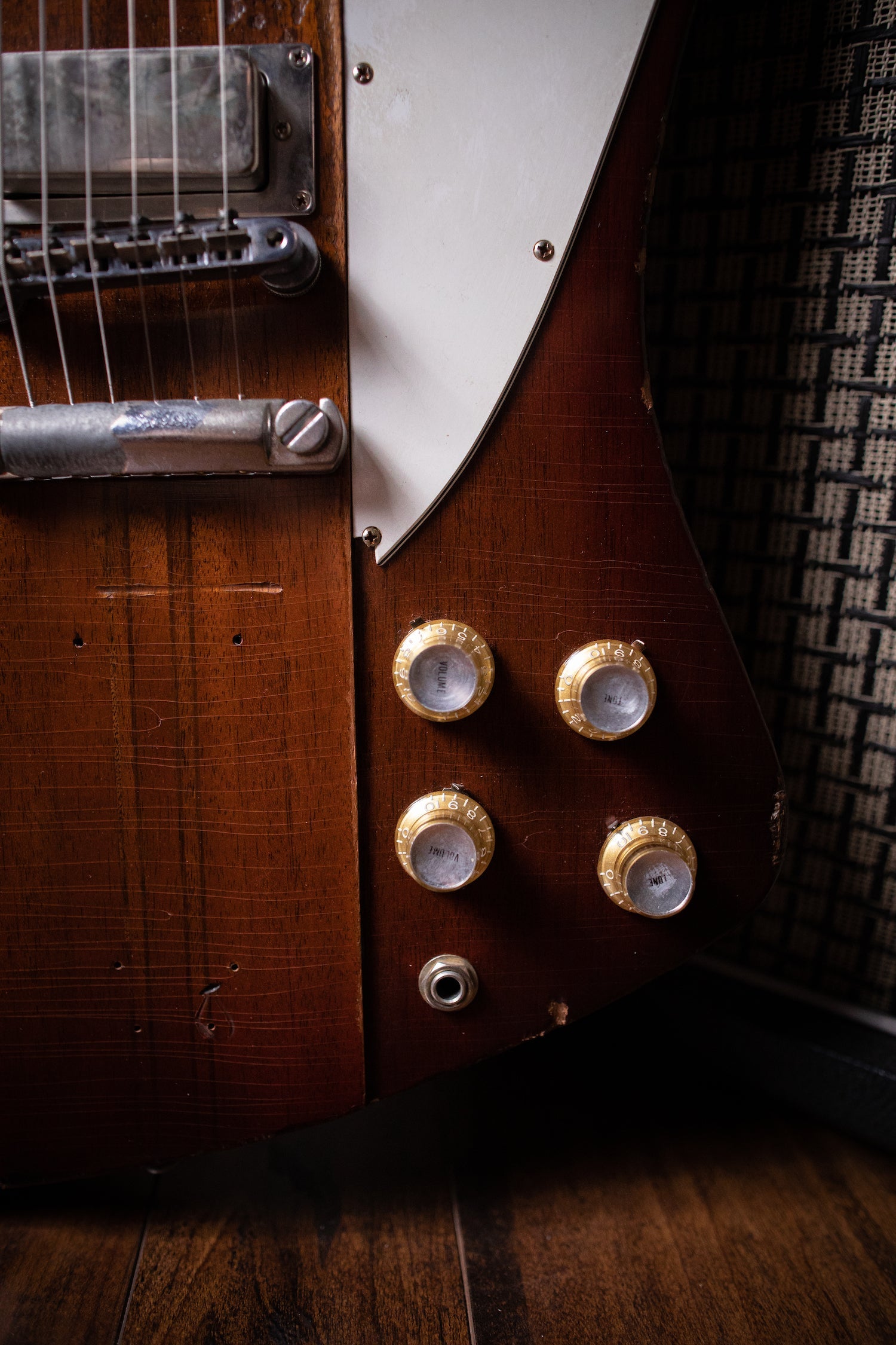 2009 Gibson Custom Shop Signature Johnny Winter '63 Firebird V Aged Electric Guitar - Vintage Sunburst