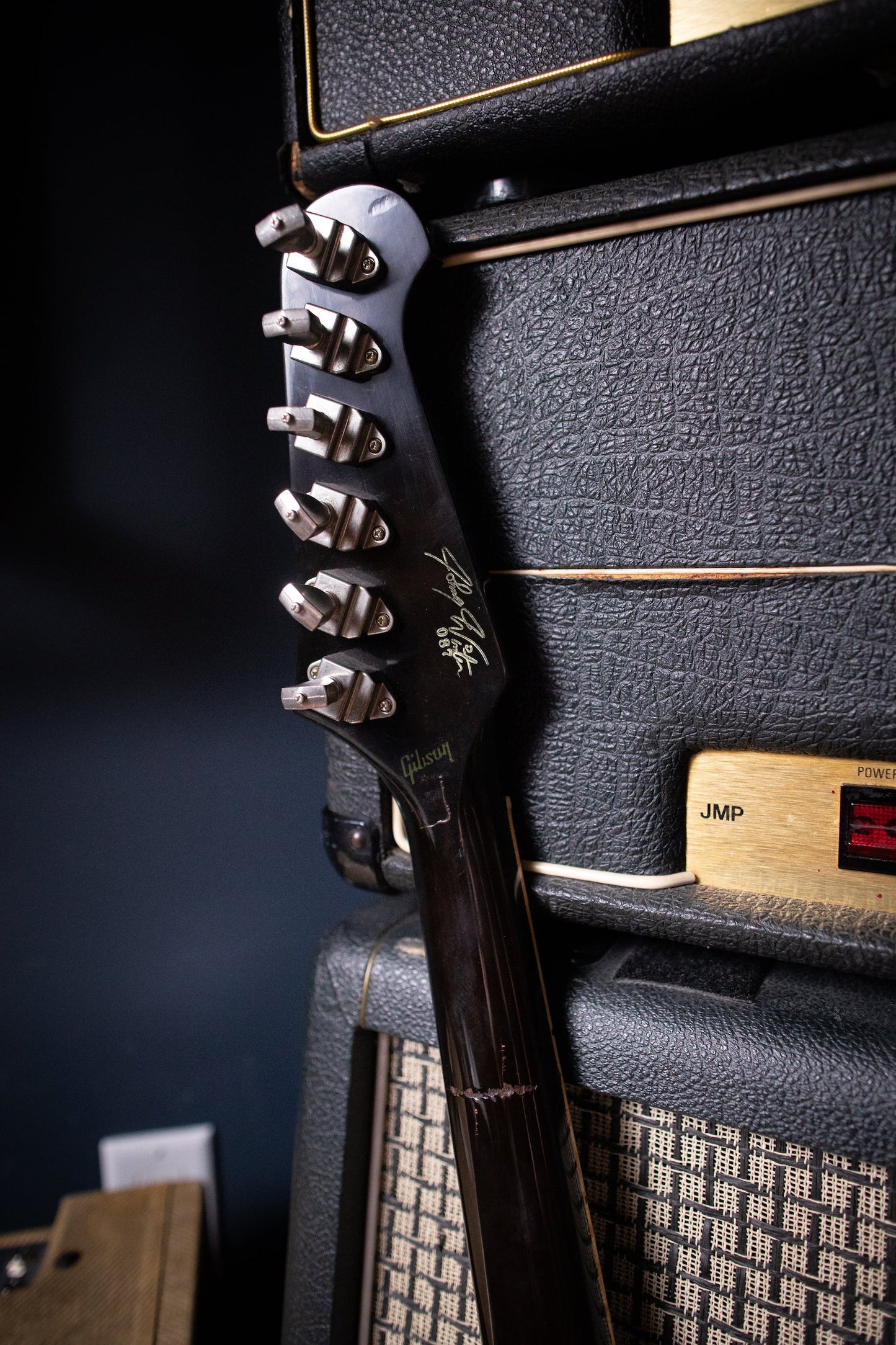 2009 Gibson Custom Shop Signature Johnny Winter '63 Firebird V Aged Electric Guitar - Vintage Sunburst
