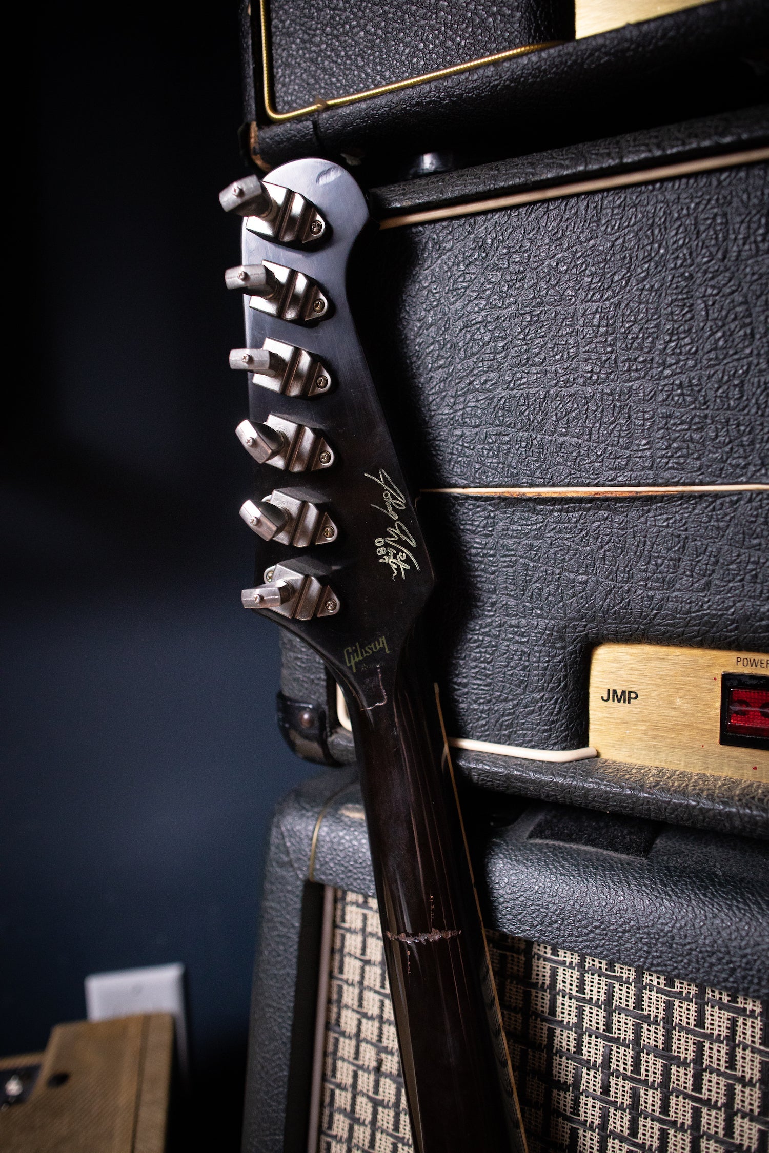 2009 Gibson Custom Shop Signature Johnny Winter '63 Firebird V Aged Electric Guitar - Vintage Sunburst