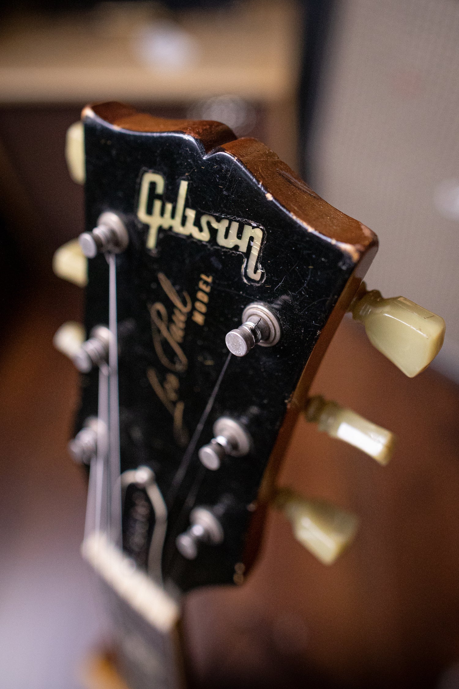 1969 Gibson Les Paul Goldtop Deluxe Electric Guitar
