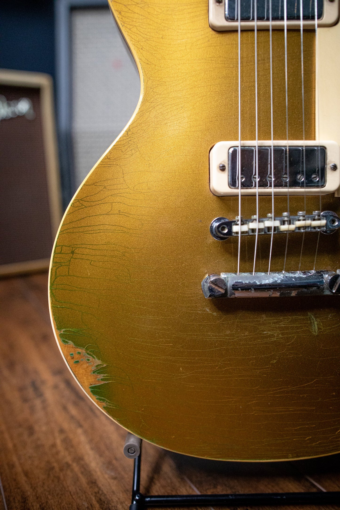 1969 Gibson Les Paul Goldtop Deluxe Electric Guitar