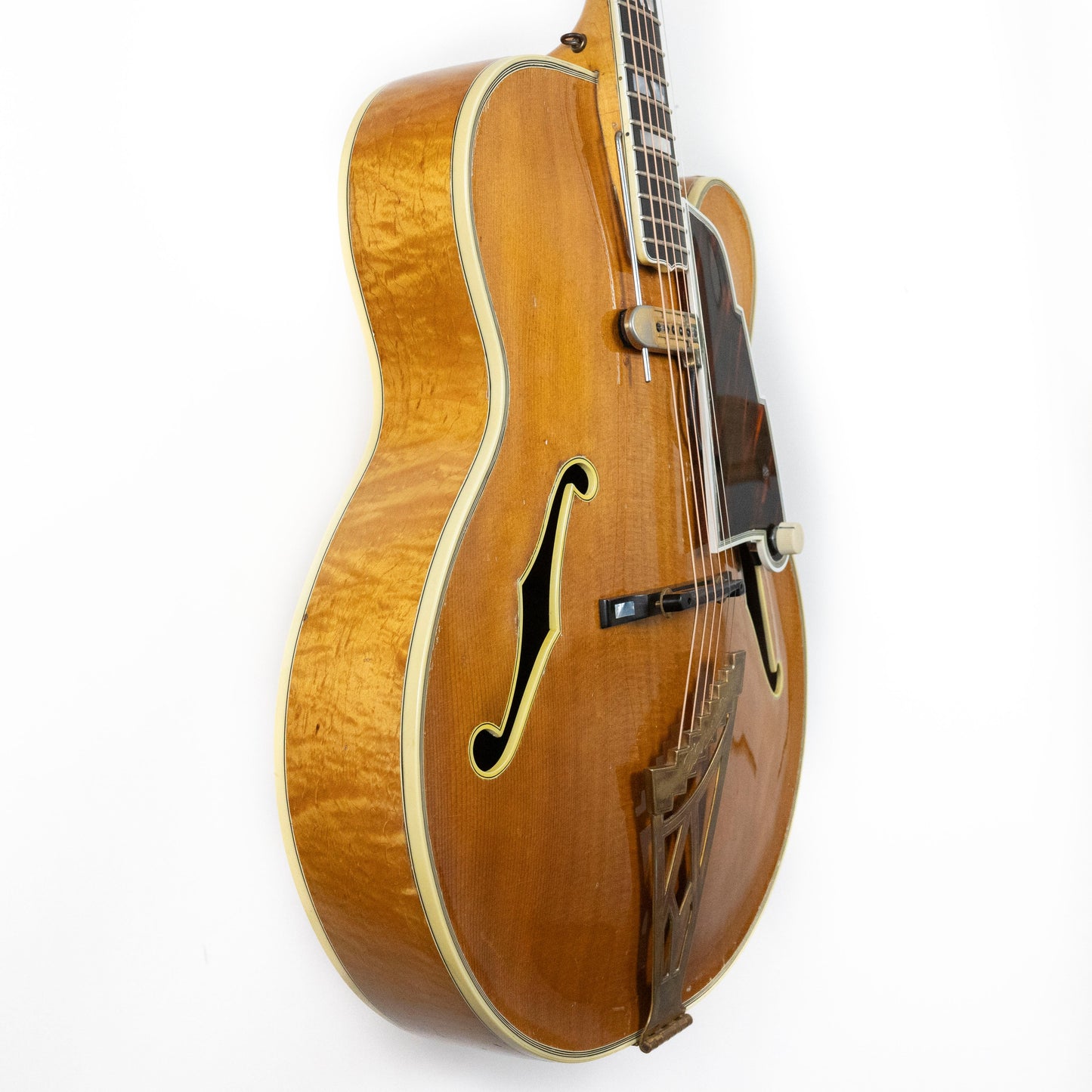 D'Angelico 1949 New Yorker Blonde