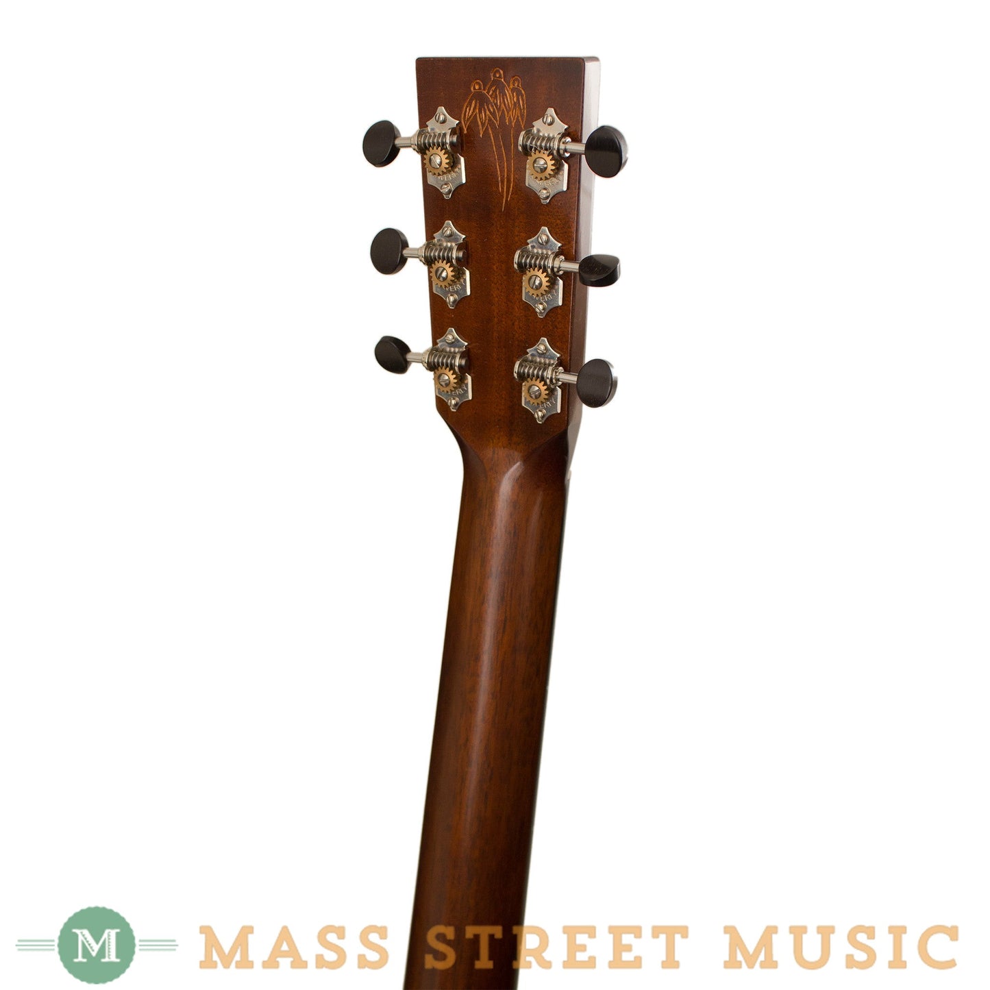 Leo Posch Acoustic Guitars - D-M