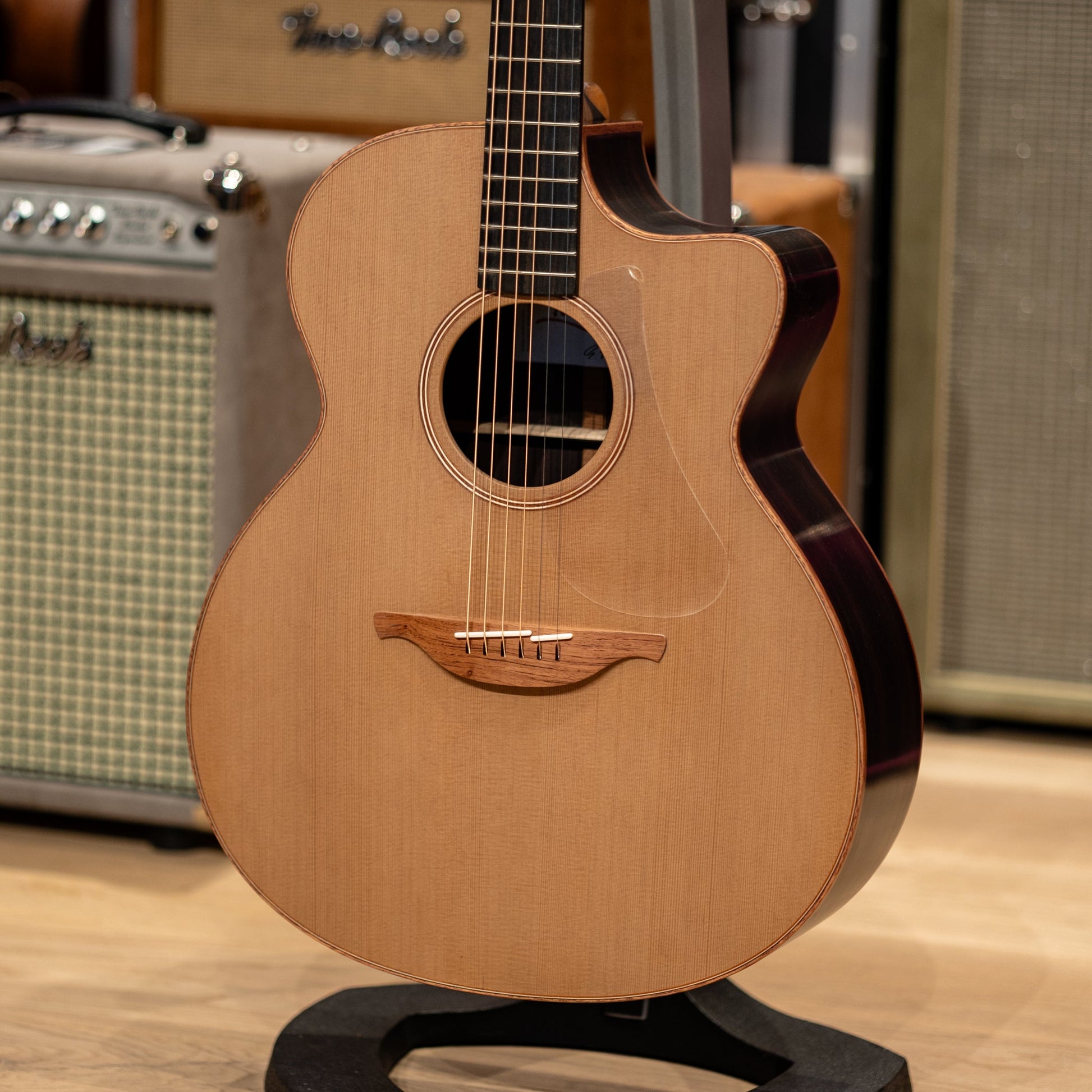 Lowden O25C Indian Rosewood/Red Cedar