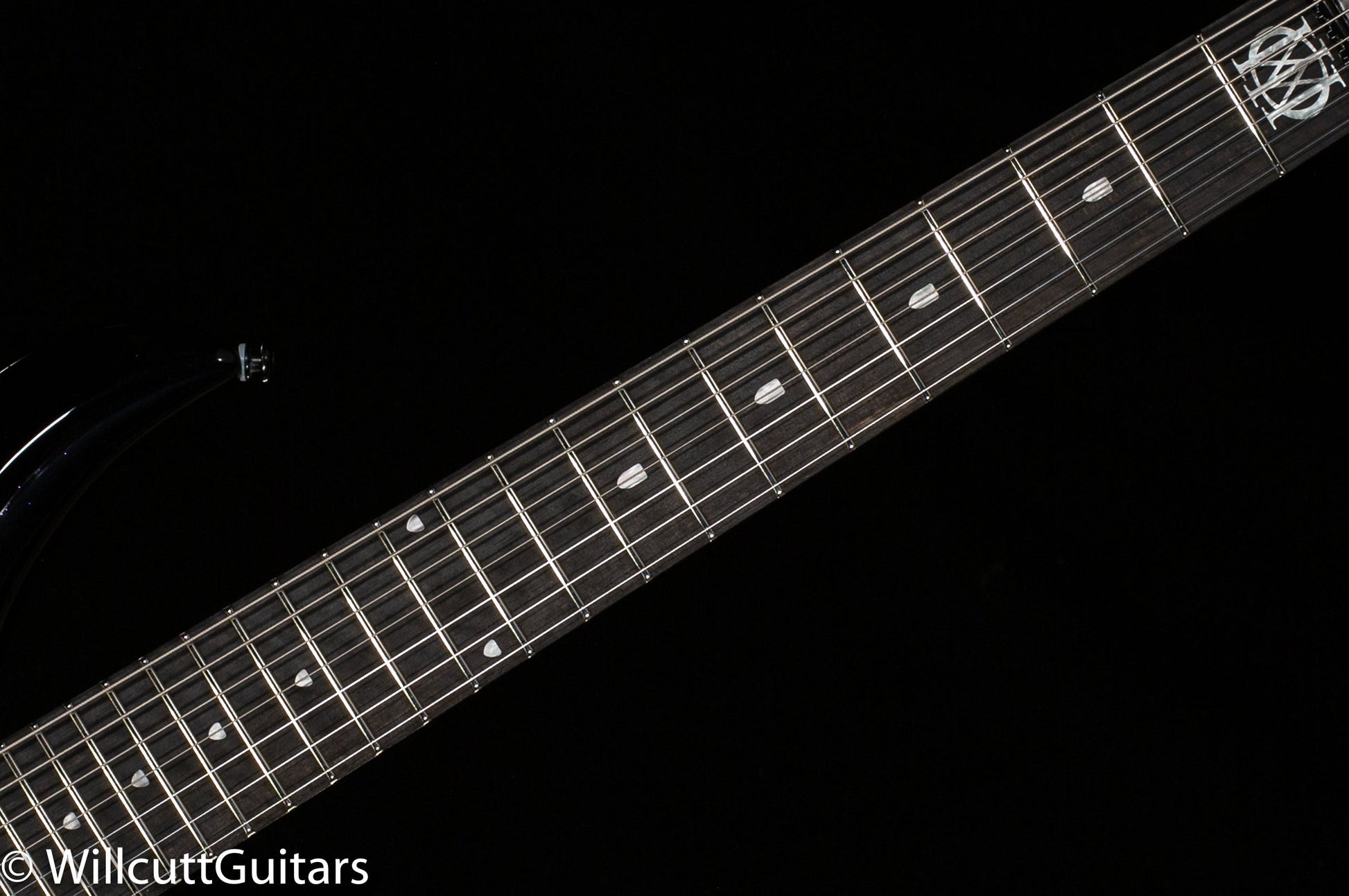 Ernie Ball Music Man Majesty 7 Wisteria Blossom (226)