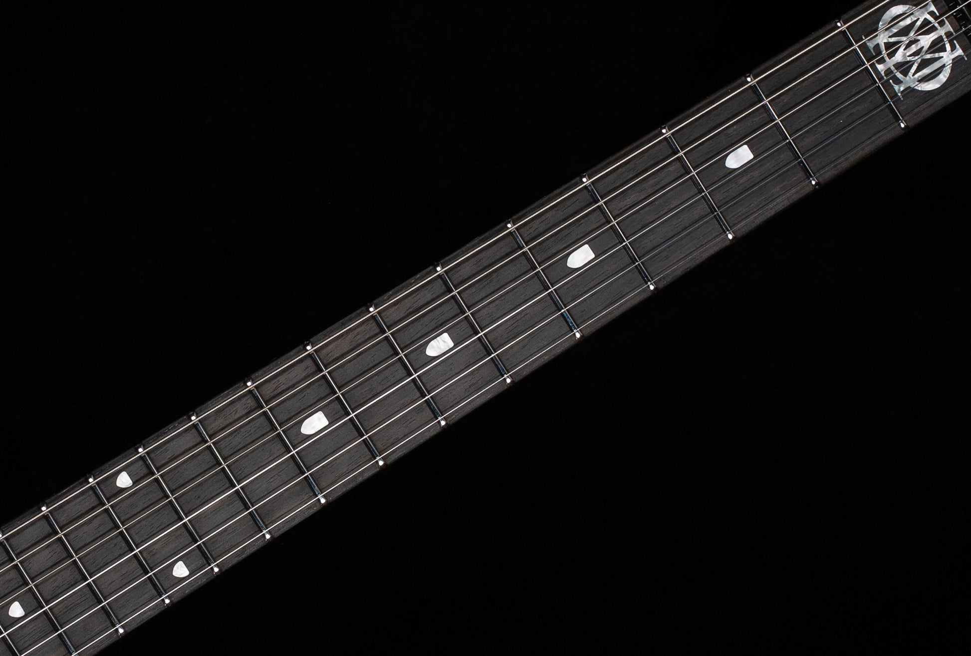 Ernie Ball Music Man Majesty 6 Red Nebula (533)