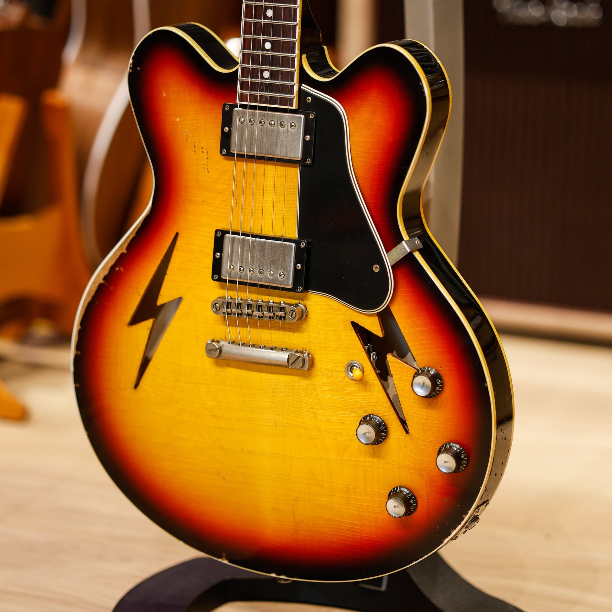 Rock N Roll Relics Lightning - Sunburst