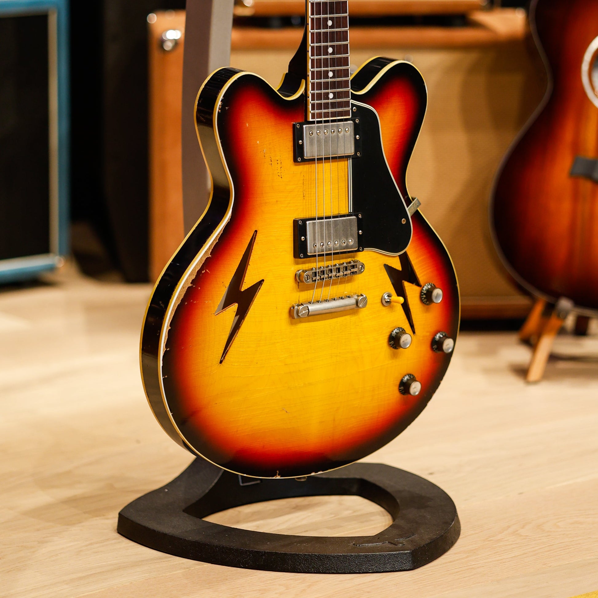 Rock N Roll Relics Lightning - Sunburst