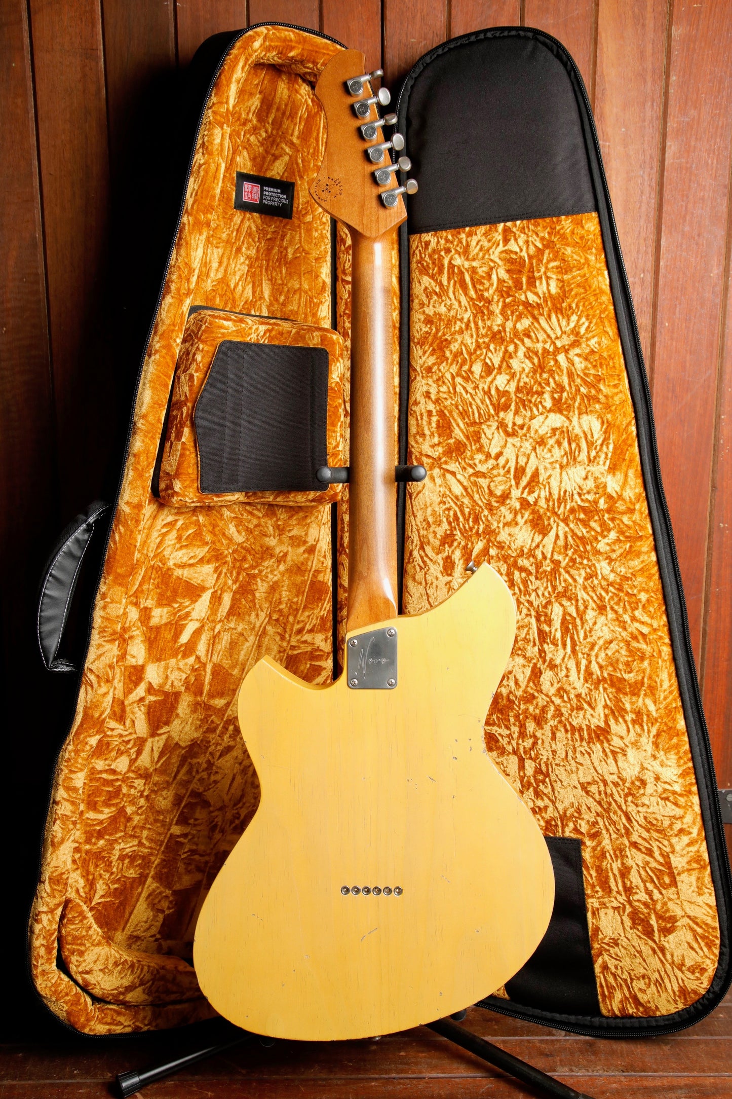 Novo Serus T Dealer Limited Butterscotch Blonde Electric Guitar