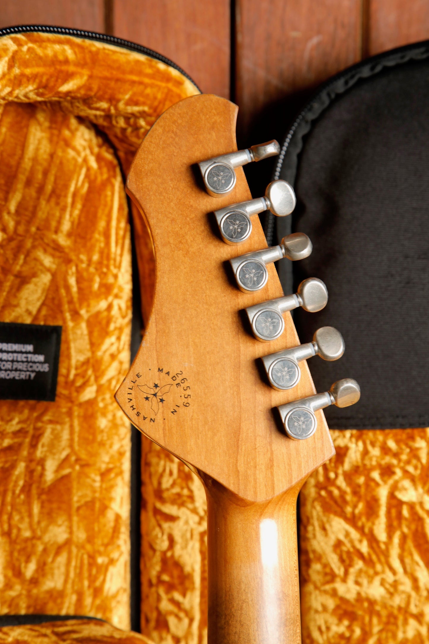 Novo Serus T Dealer Limited Butterscotch Blonde Electric Guitar