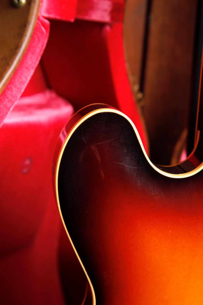 Gibson Custom 1959 ES-335 Vintage Burst VOS Semi-Hollow Electric Guitar 2021 Pre-Owned