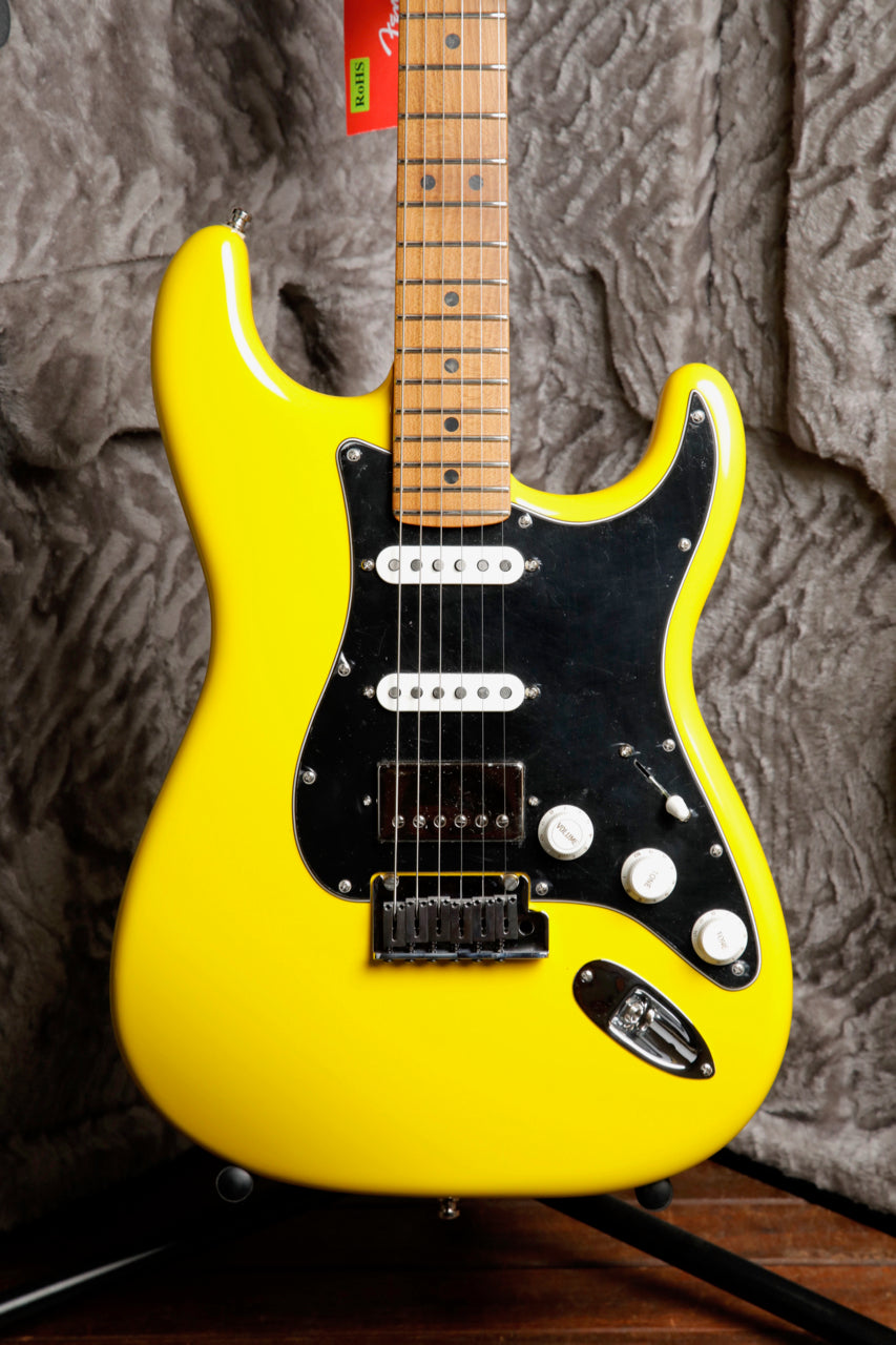 Fender Limited Edition American Ultra II HSS Stratocaster Grafitti Yellow