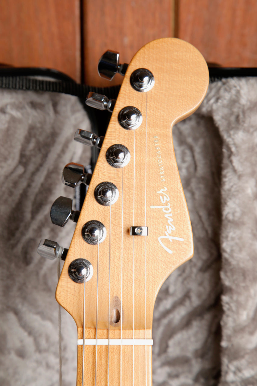 Fender Limited Edition American Ultra II HSS Stratocaster Grafitti Yellow
