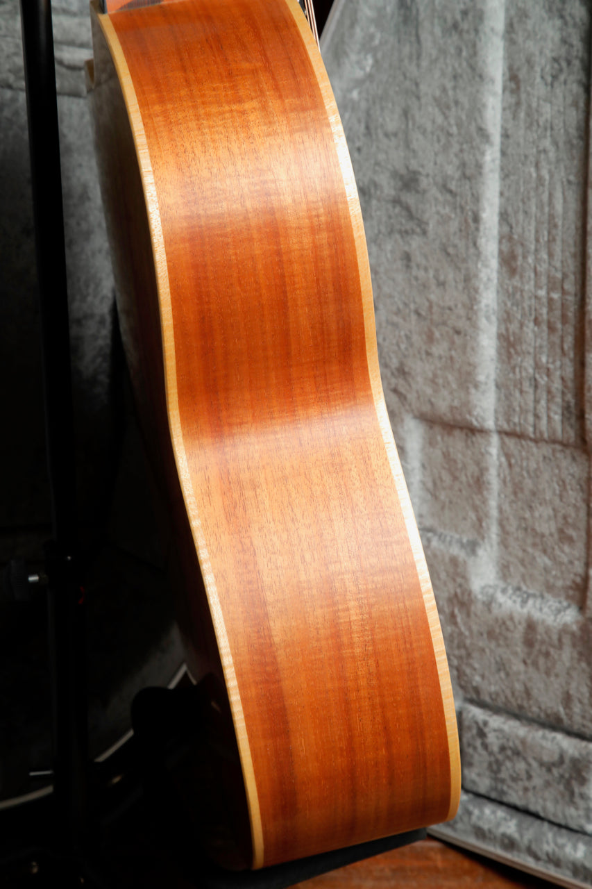 Lowden F-35c Redwood/Tasmanian Blackwood Acoustic Guitar Pre-Owned