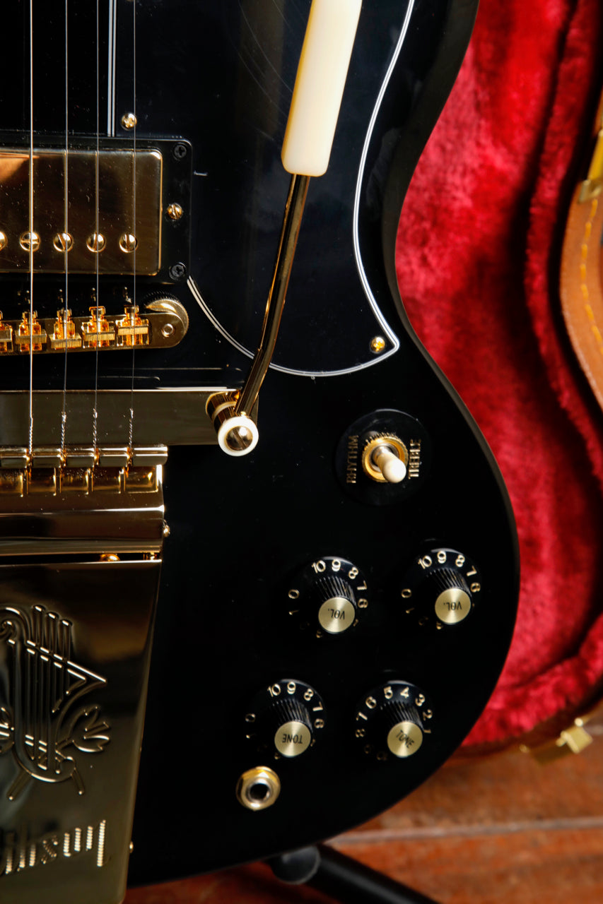 Gibson SG Standard '61 Maestro Limited Edition Ebony w/Gold Hardware
