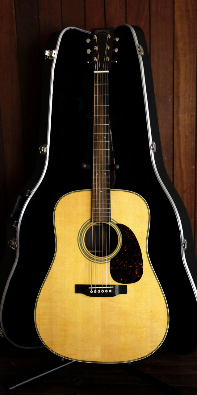 Martin HD-28 Standard Series Dreadnought Acoustic Guitar