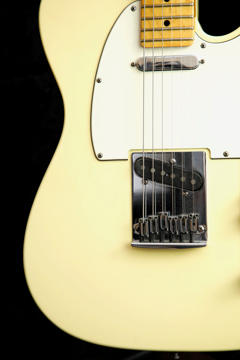 Fender Custom Shop Custom Classic Telecaster Vintage White Electric Guitar 2009 Pre-Owned
