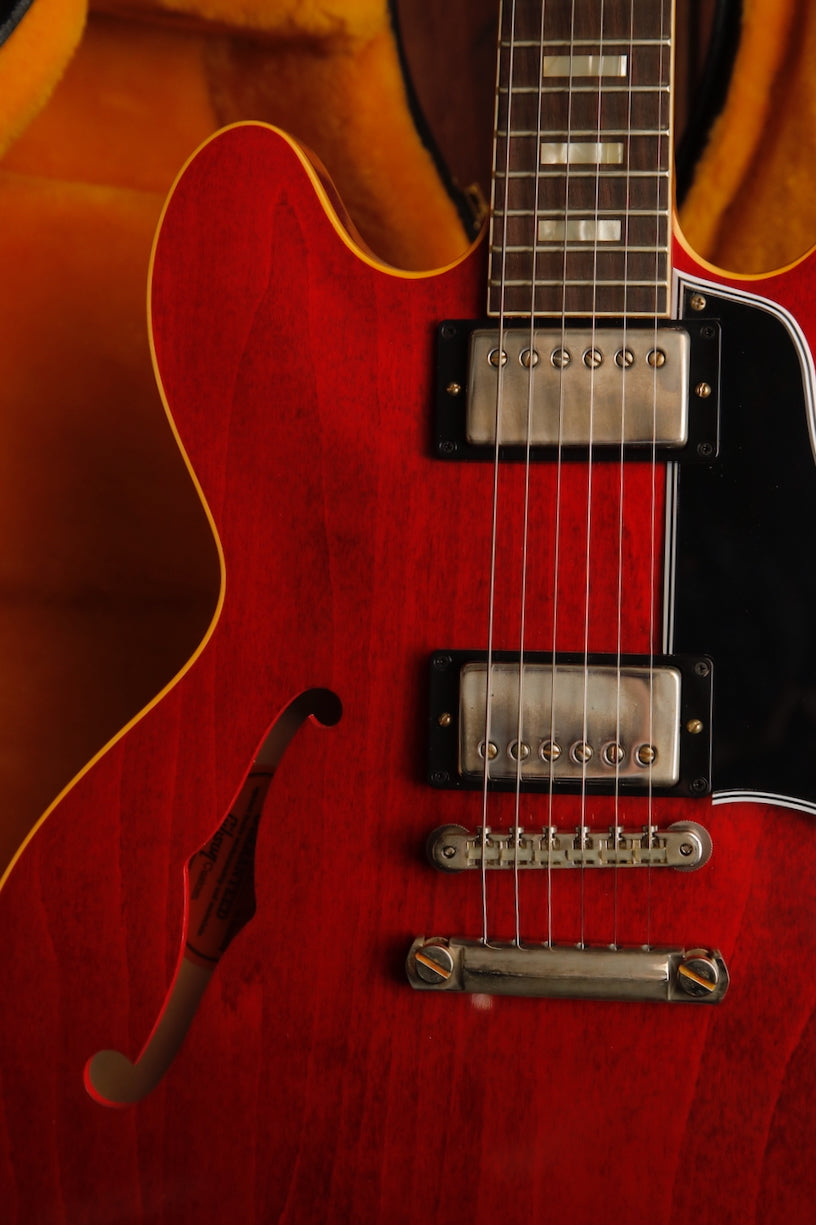 Gibson Custom 1964 ES-335 Reissue VOS Sixties Cherry Guitar