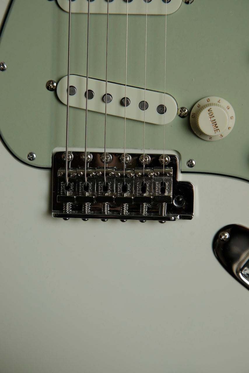 Fender Custom Shop Limited Edition 1960 Stratocaster NOS Aged Olympic White