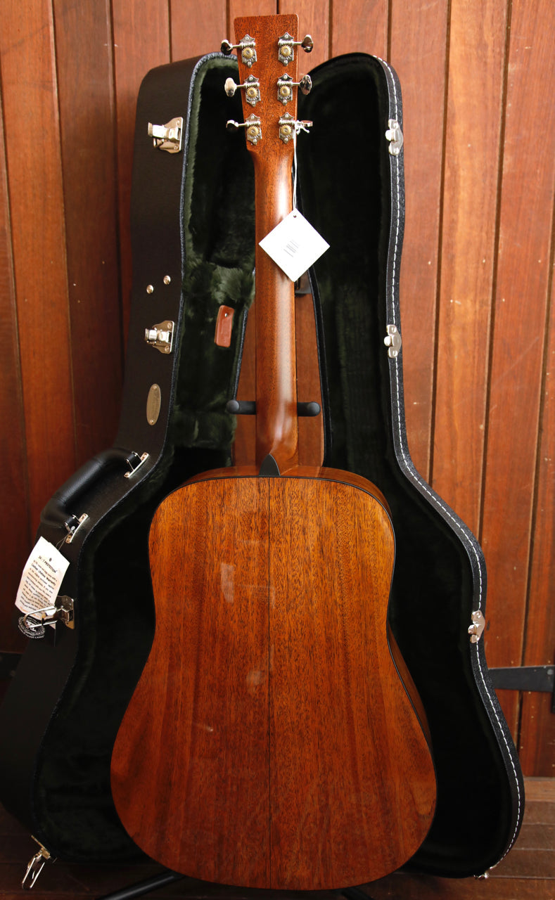 Martin D-18  Standard Series Dreadnought Gloss Acoustic Guitar