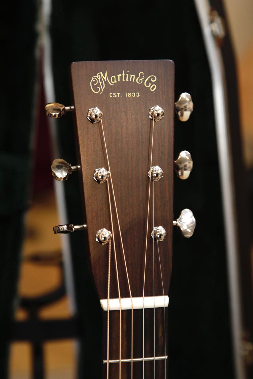 Martin OM-28 Orchestra Model Acoustic Guitar