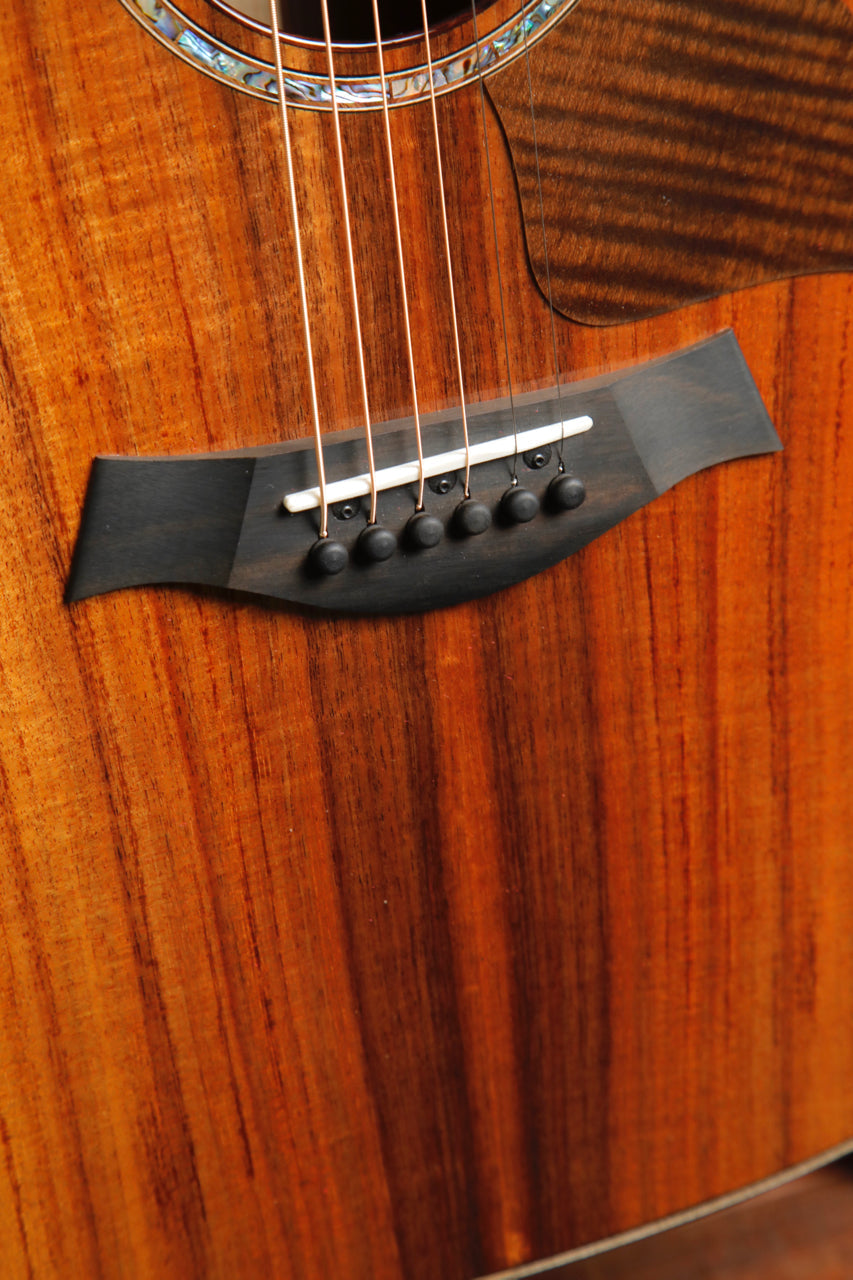 Taylor 724ce Hawaiian Koa Acoustic-Electric Guitar