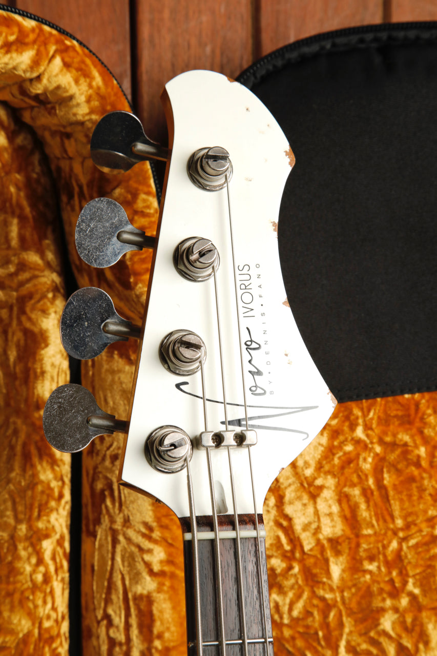 Novo Ivorus Olympic White Bass Guitar