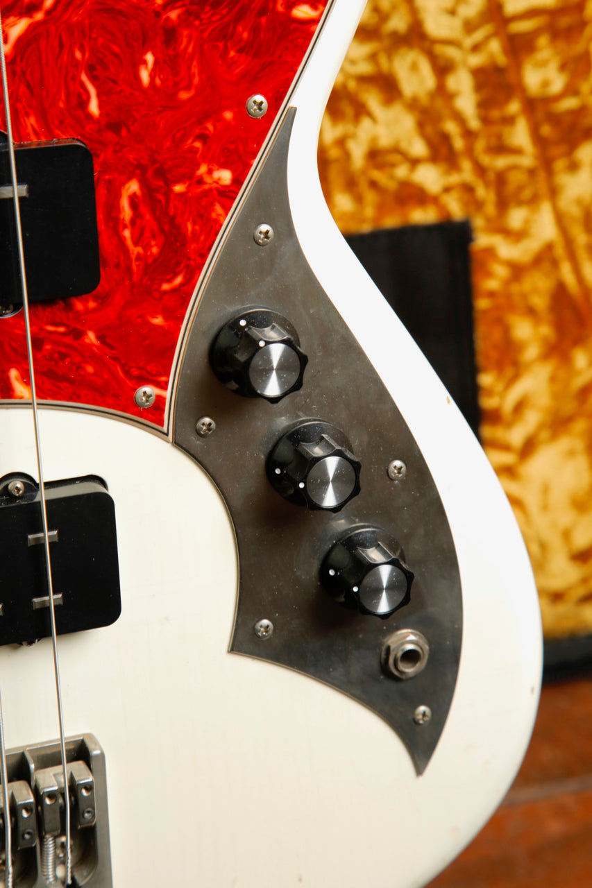Novo Ivorus Olympic White Bass Guitar