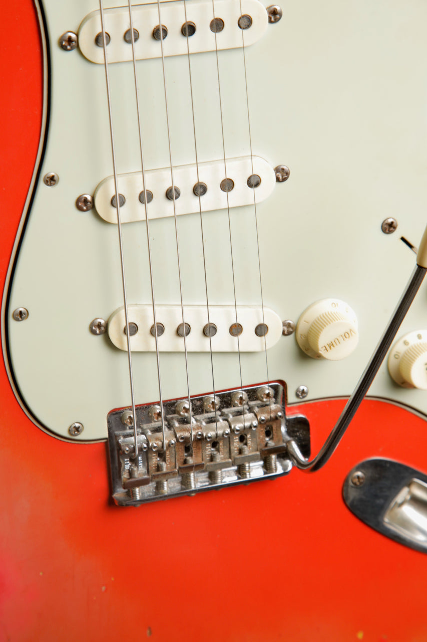 Fender 1964 Stratocaster Fiesta Red Vintage Electric Guitar Pre-Owned