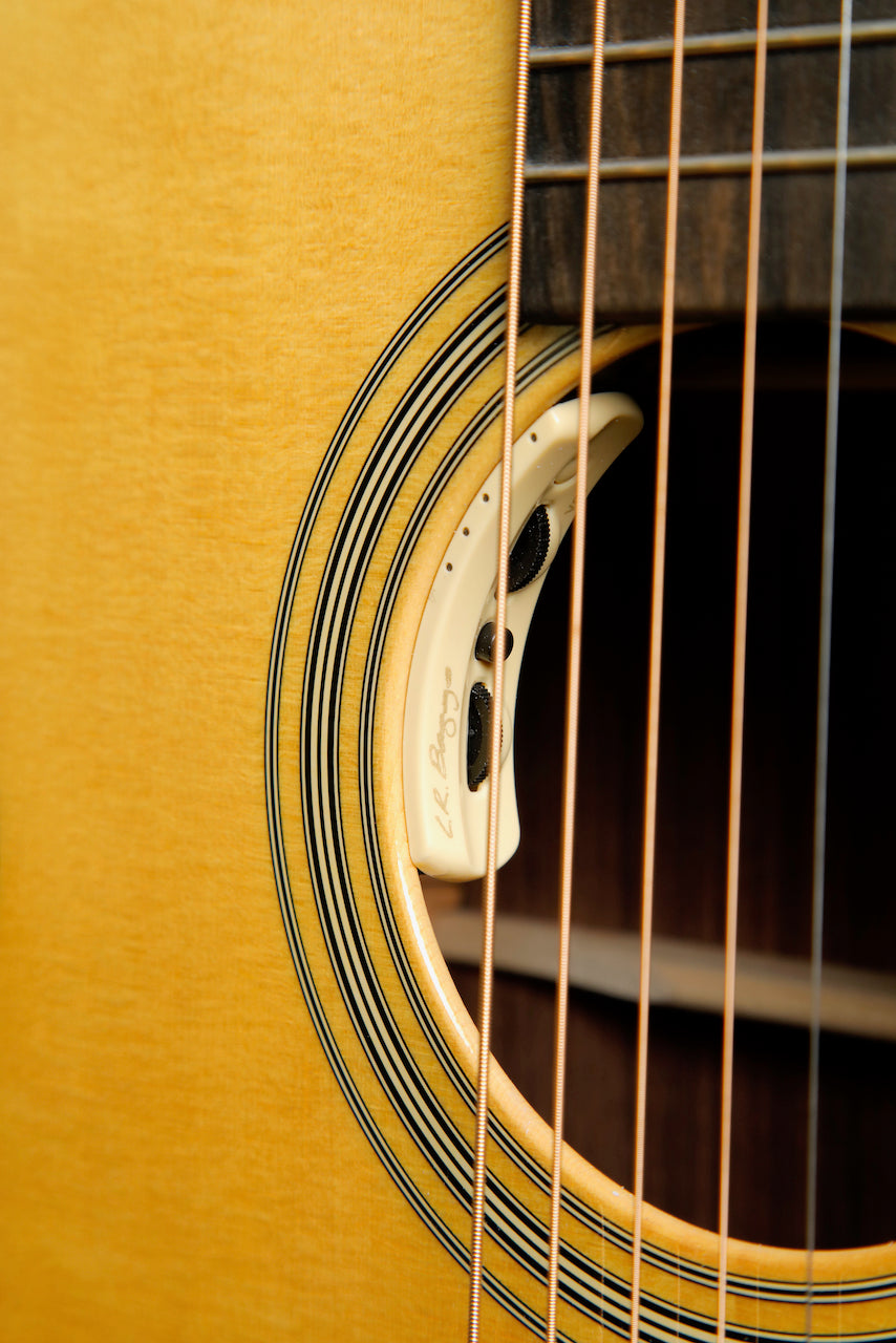 Martin OM-28E Standard Series Acoustic-Electric Guitar