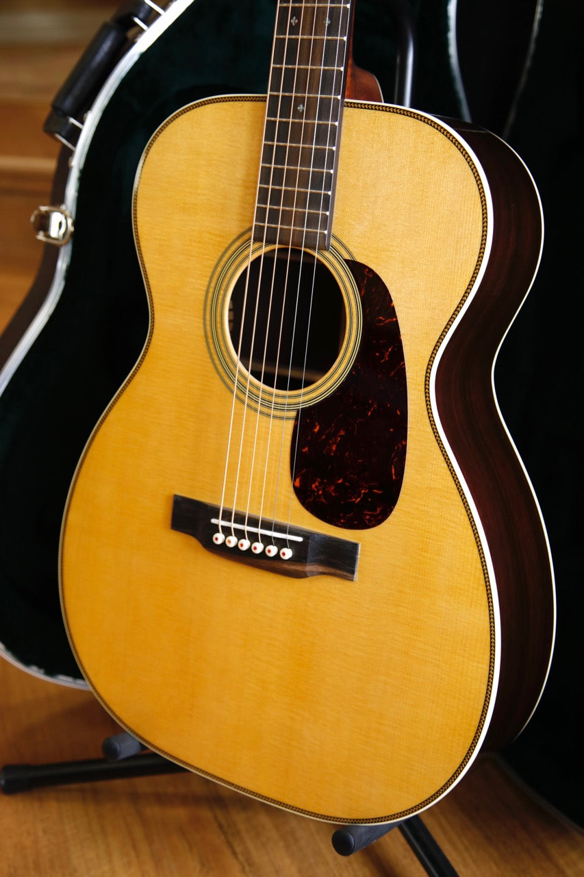 Martin 00-28 Standard Series Acoustic Guitar