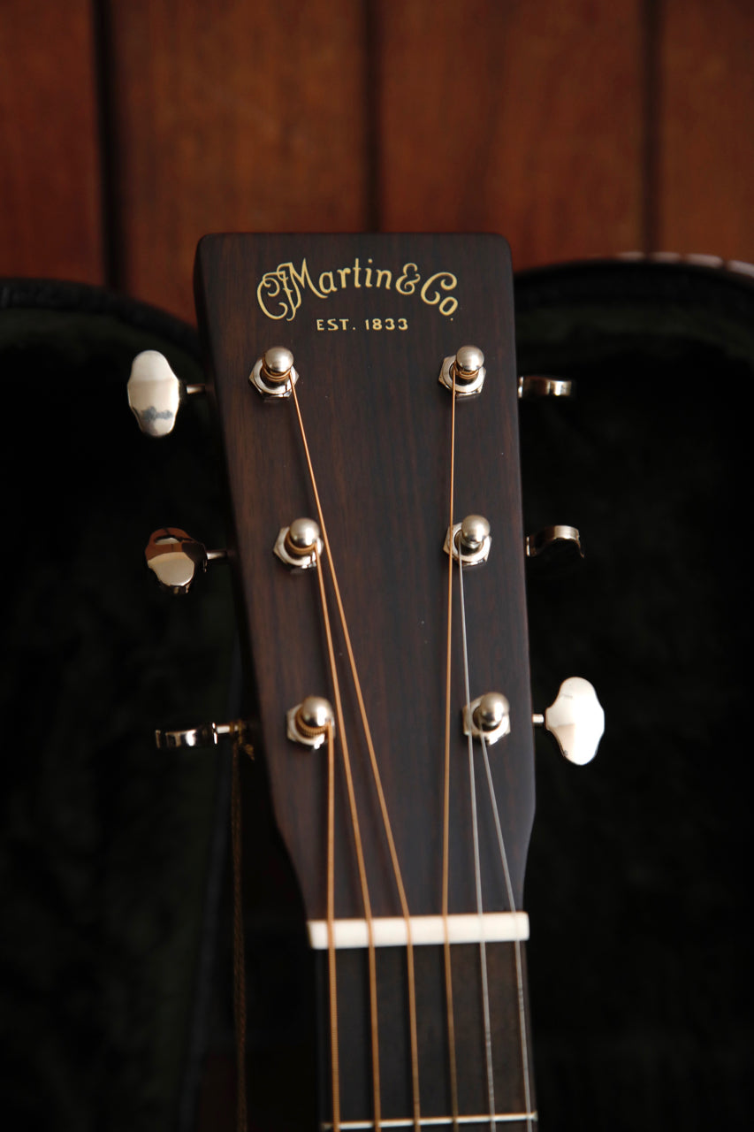 Martin 000-18 Spruce/Mahogany Orchestra Model Acoustic Guitar