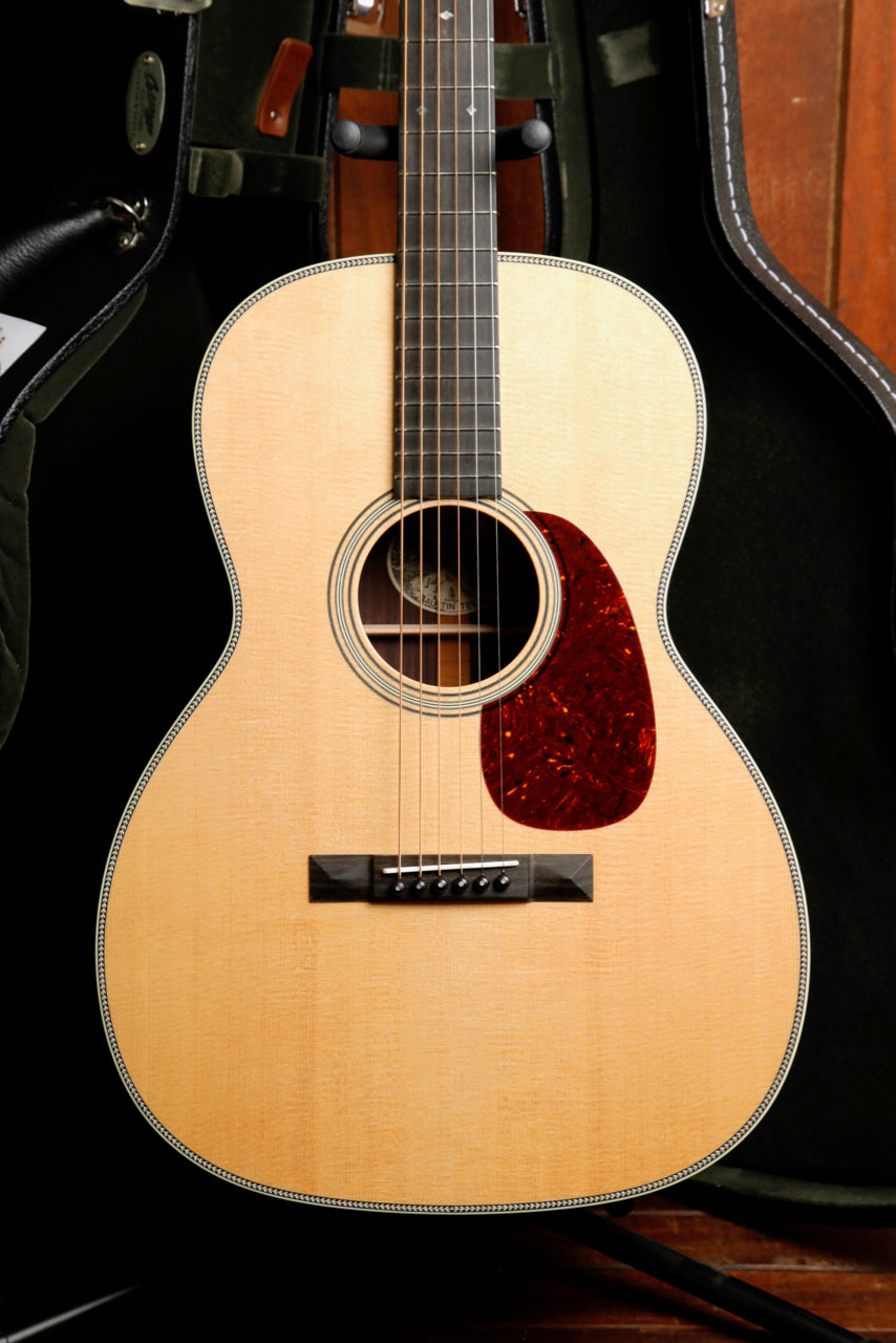 Collings 0002H 12-Fret 000 Acoustic Guitar