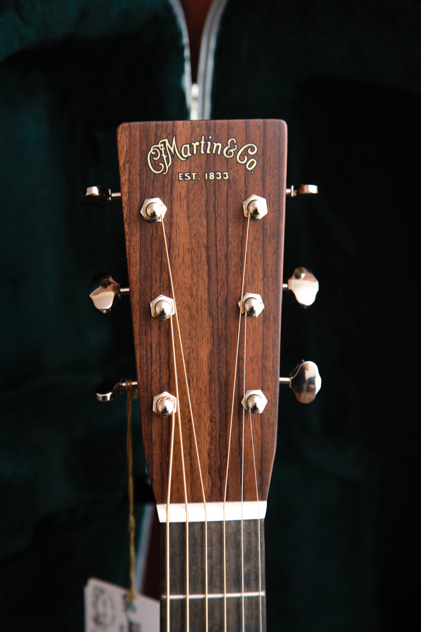 Martin 000-28 Acoustic Guitar